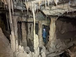 Fenix HM60R -Freedom Camping Store 2022 02 Cedar Ridge Crystal