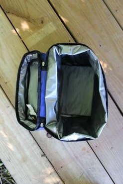 Mountainsmith Six Pack -Freedom Camping Store IMG 2101