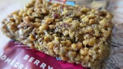 Clif Berry Pomegranate Chia Bar -Freedom Camping Store IMG 3074