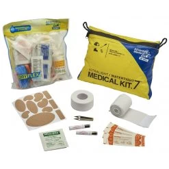 Adventure Medical Kits Ultralight & Watertight .7 -Freedom Camping Store P3mav135