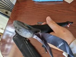 Leki Makalu FX Carbon 32 Leki Makalu FX Carbon -Freedom Camping Store PXL 20220522 184112048