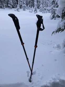 Leki Makalu FX Carbon 25 Leki Makalu FX Carbon -Freedom Camping Store PXL 20230106 203428679